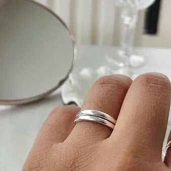 Silver band ring