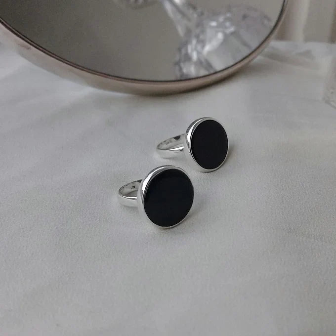 Black onyx bold ring