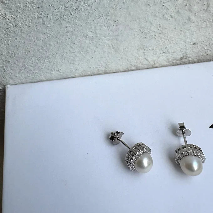 Pearl luna studs