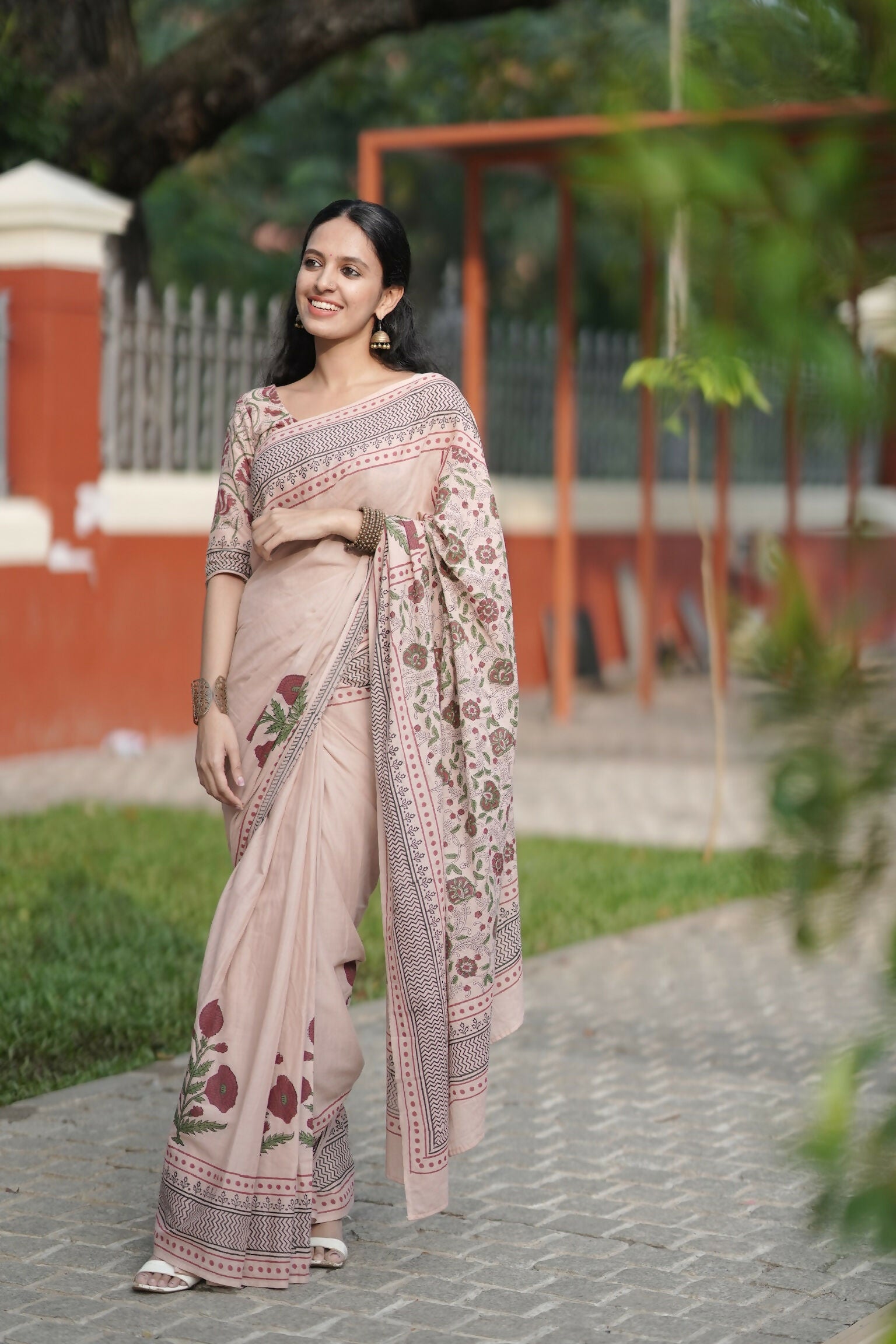 51CB7A0F-440C-4423-ADA7-189D5218E933