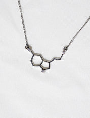 Serotonin – The Balance Pendant