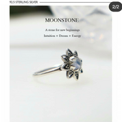 Moonstone flower ring