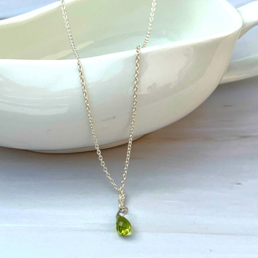 Dainty Peridot necklace