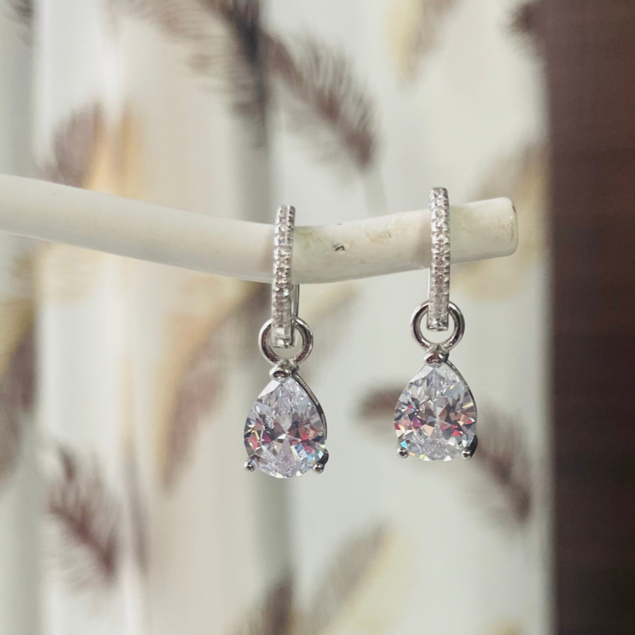 Zircon pear hoops