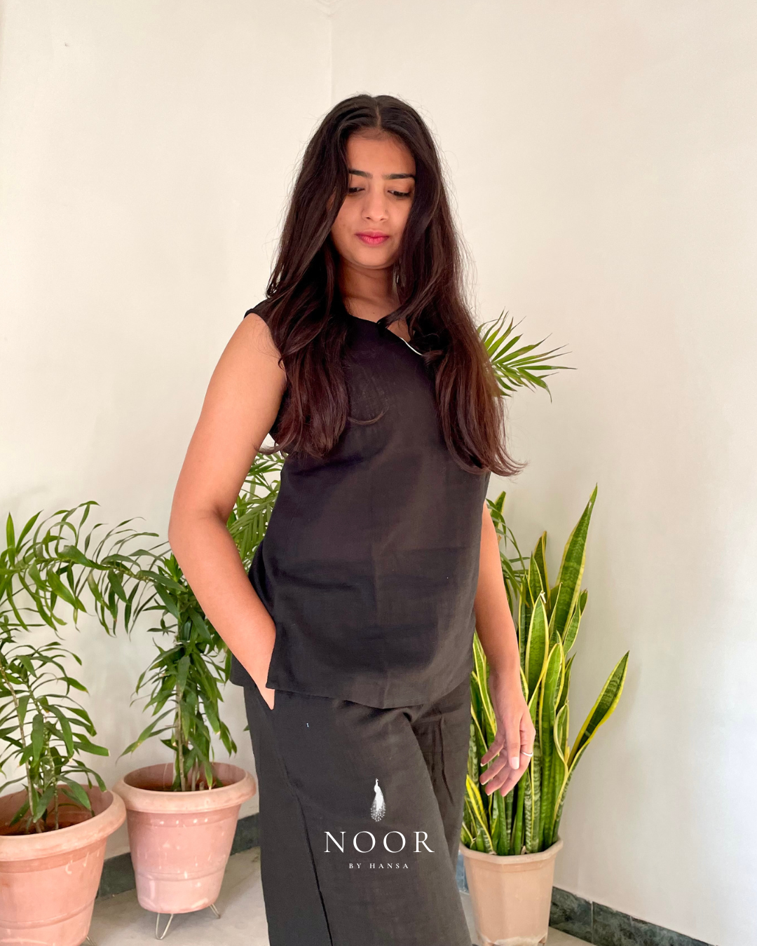black noor by hansa cotton v-neck co-ord set that’s as comfy as your favourite loungewear but sharp enough for the office! hand-made from an ultra-soft cotton blend, it stays vibrant wash after wash with zero colour bleeding. perfect for those days when you want to feel cozy and look effortlessly chic!