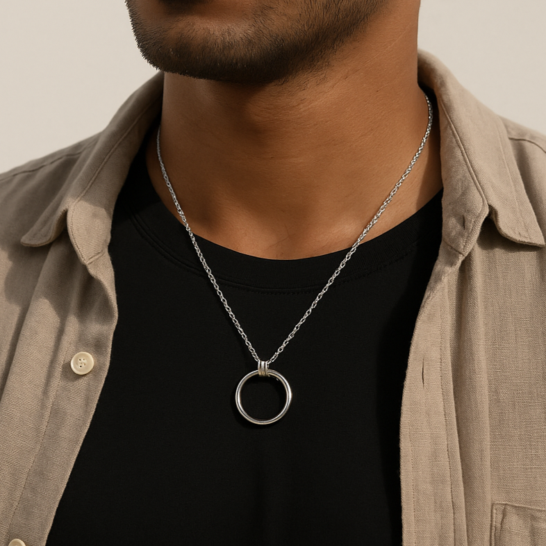 20250605_1244_Silver_Locket_Display_remix_01jwzf0etye5p98fddsq5ypxmx.png