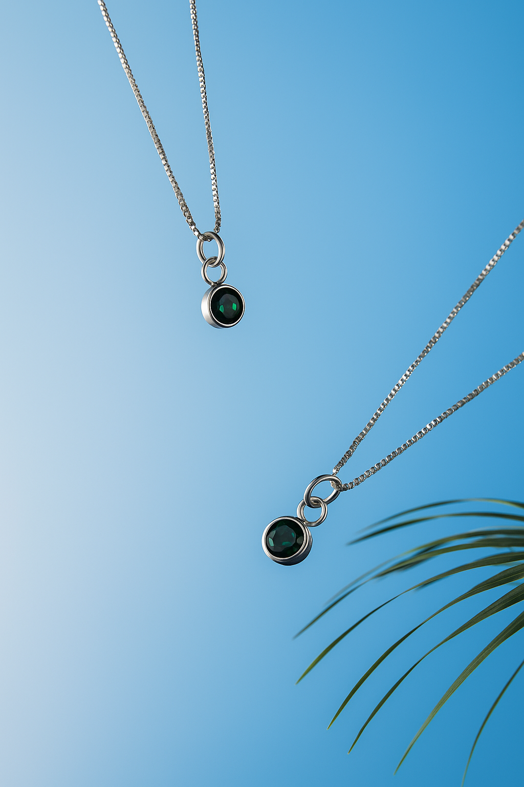 Elara lockets