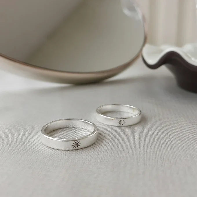 Sun band ring