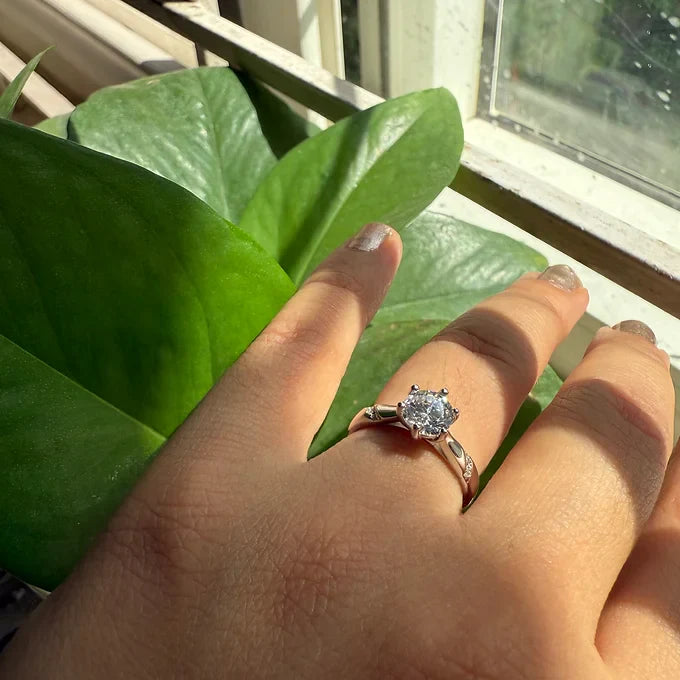 Selene Ring