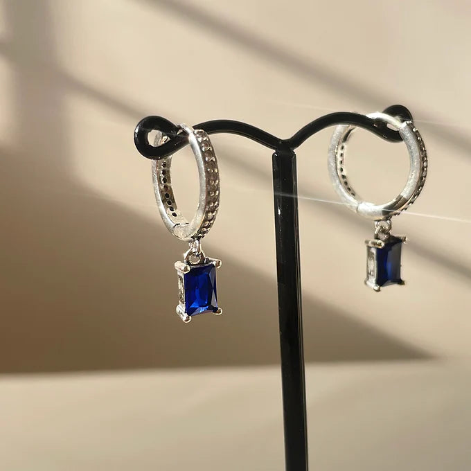 Divine hoops