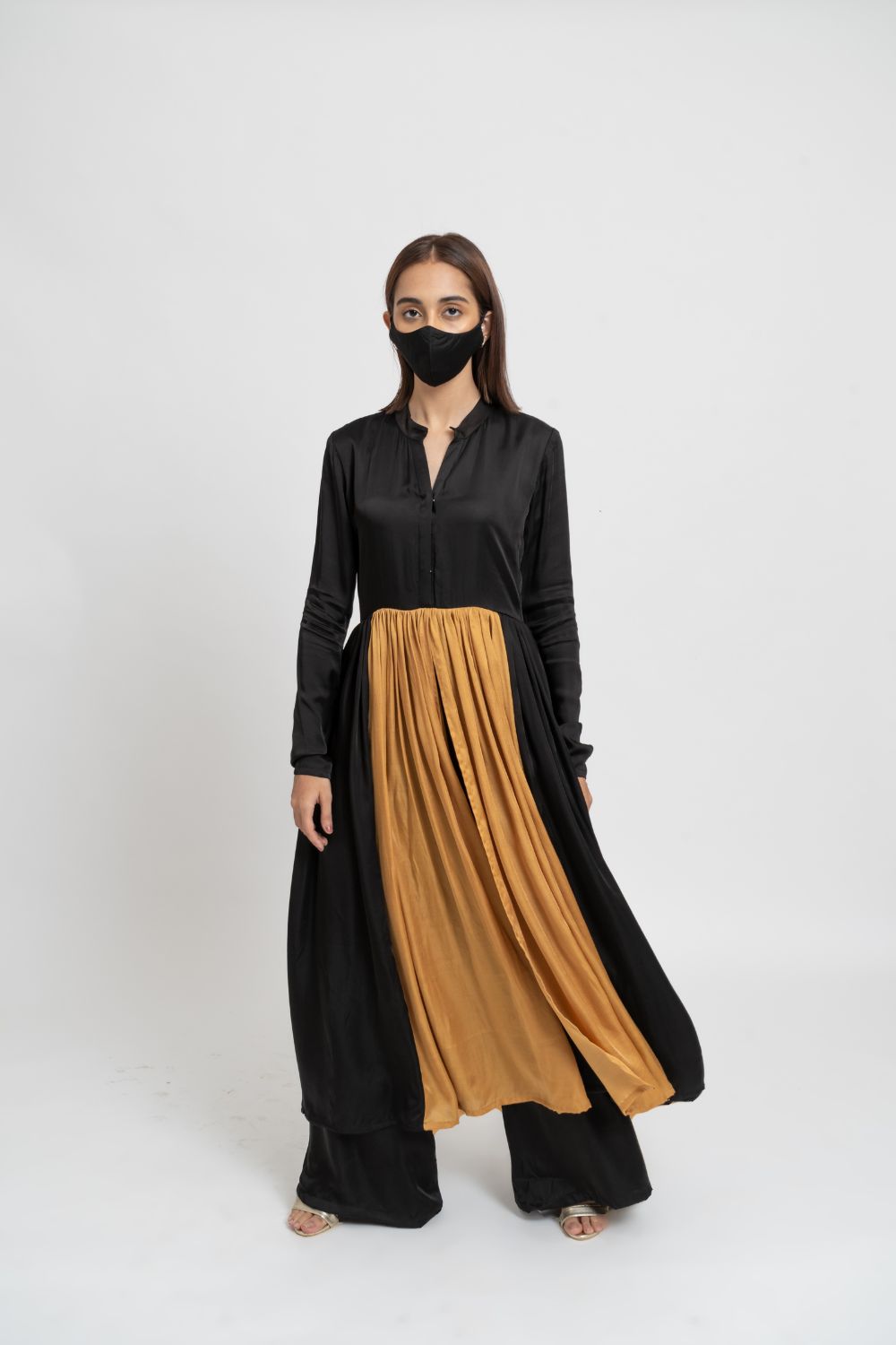 BlackGoldKurtaSet.jpg