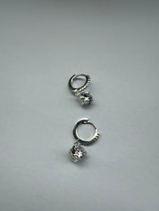 Aura hoops